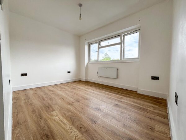 4 Bedroom Flat  - High Wycombe
