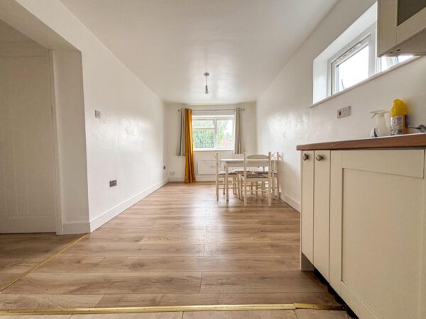 4 Bedroom Flat  - High Wycombe