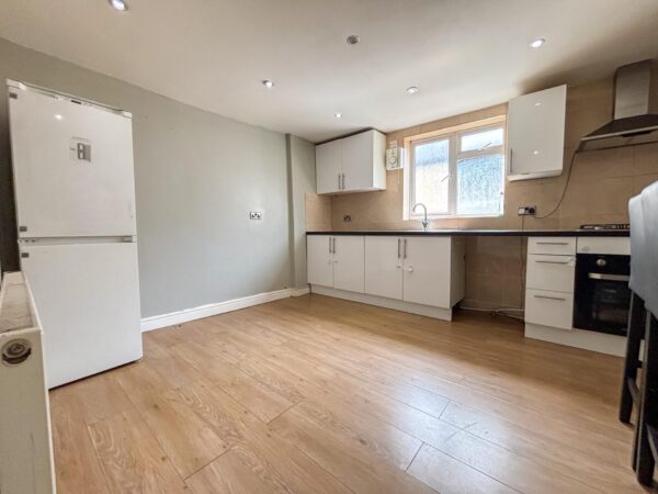 1 Bedroom Flat  - High Wycombe