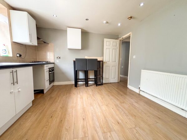 1 Bedroom Flat  - High Wycombe