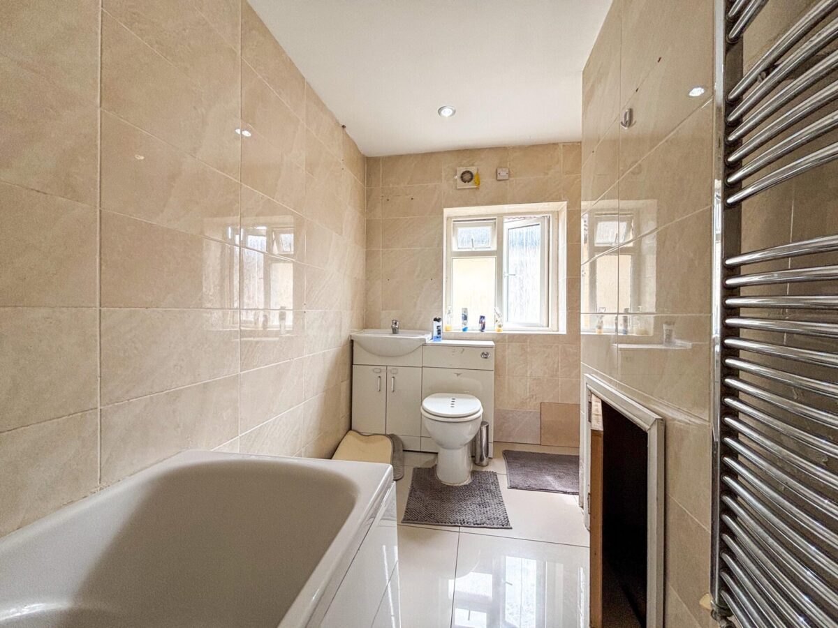 1 Bedroom Flat  - High Wycombe