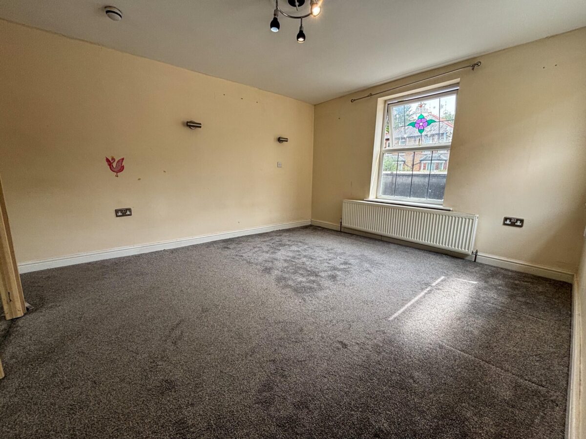 1 Bedroom Flat  - High Wycombe