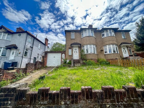 3/4 Bedroom House  - High Wycombe