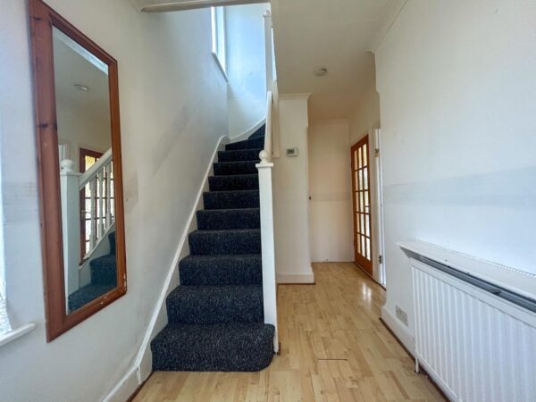 3/4 Bedroom House  - High Wycombe