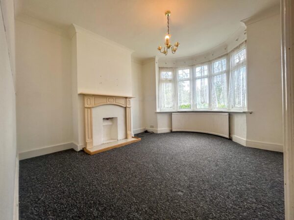 3/4 Bedroom House  - High Wycombe