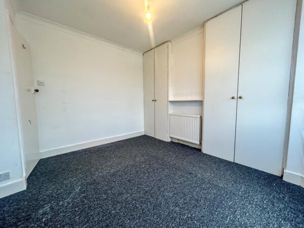 3/4 Bedroom House  - High Wycombe