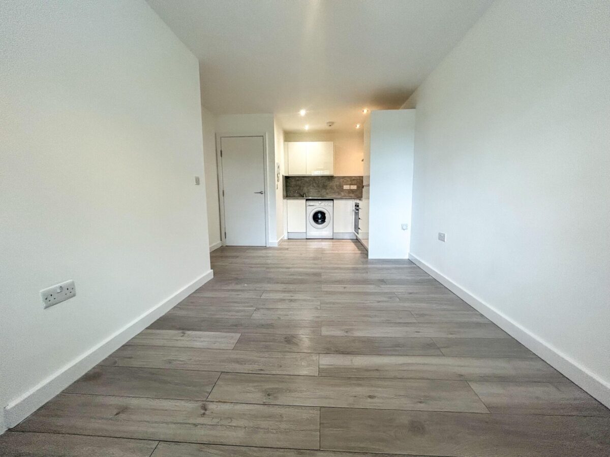 1 Bedroom Flat  - High Wycombe