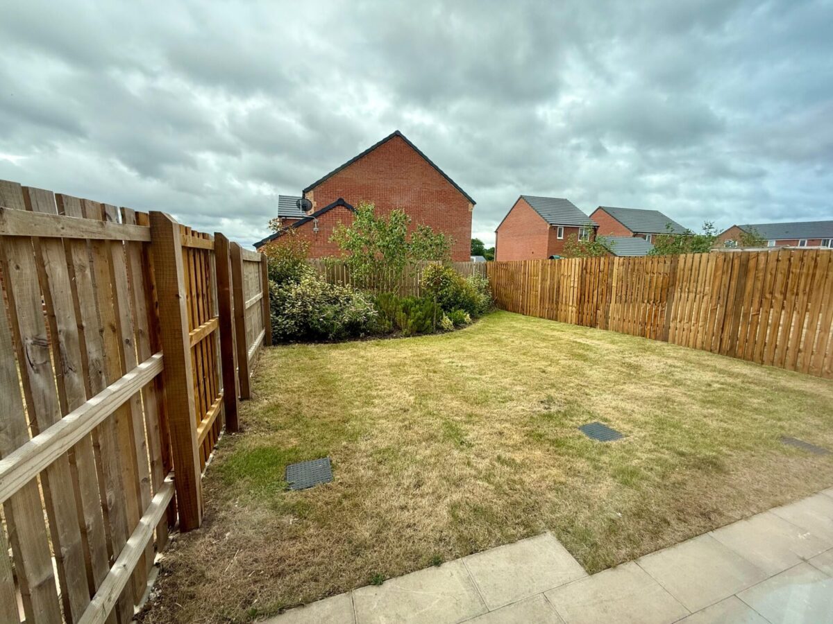 Furnished 2 Bedroom House  - NG17
