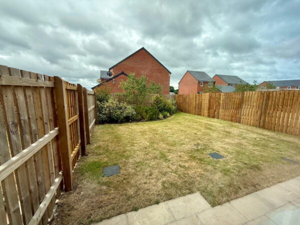 Furnished 2 Bedroom House  - NG17