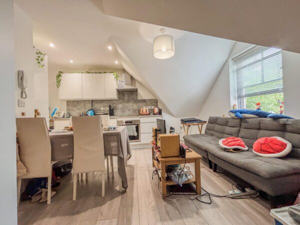 Furnished Studio Flat  - High Wycombe