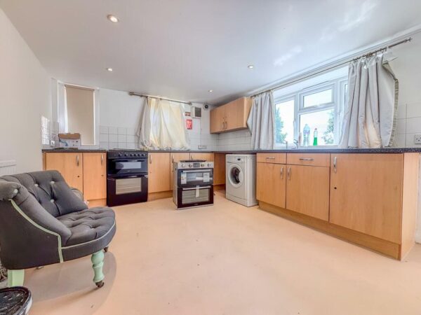 6 Bedroom Student Property - High Wycombe