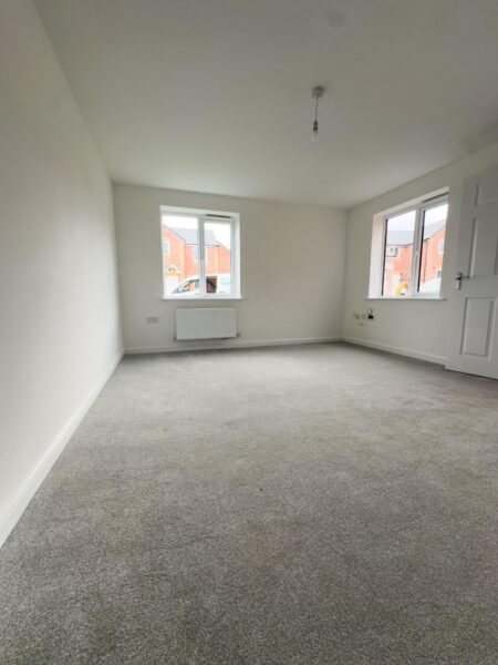 2 Bedroom House  - NG17