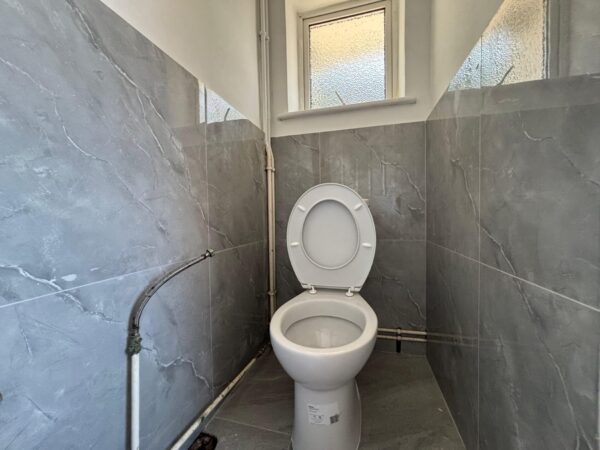 Refurbished 4 Bedroom House  - High Wycombe