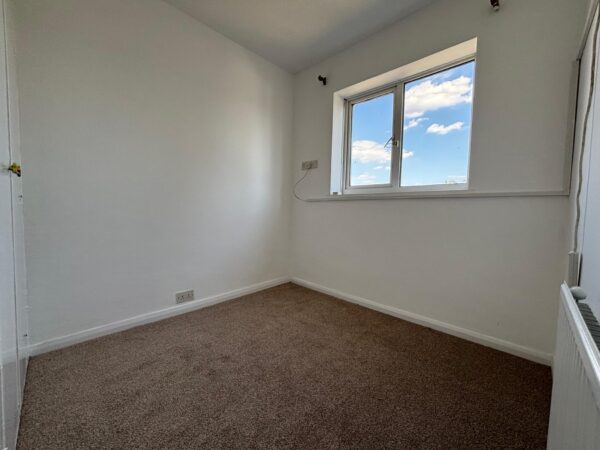 Refurbished 4 Bedroom House  - High Wycombe