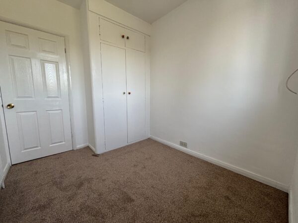 Refurbished 4 Bedroom House  - High Wycombe