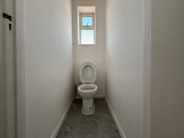 Refurbished 4 Bedroom House  - High Wycombe