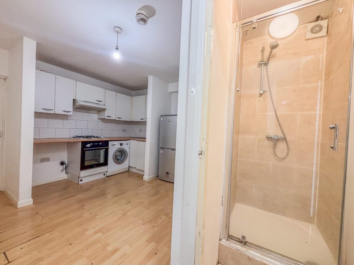 1 Bedroom Flat  - High Wycombe