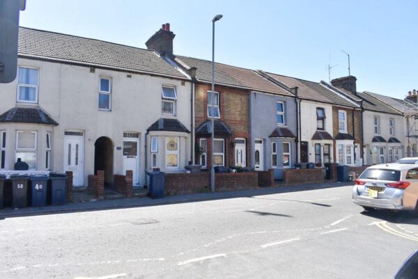 1 Bedroom Flat  - High Wycombe
