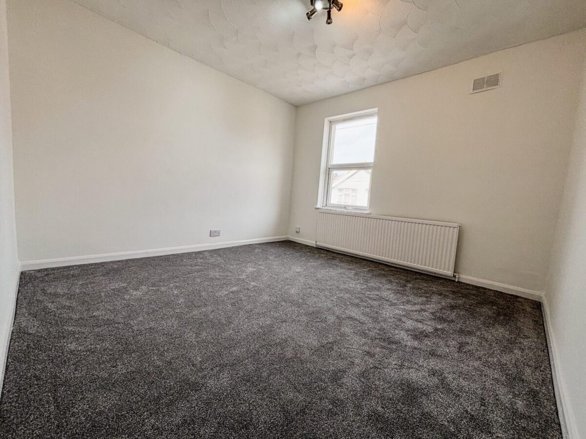 3 Bedroom House  - High Wycombe