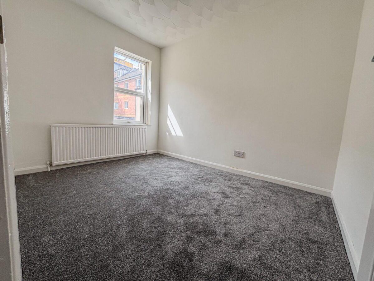 3 Bedroom House  - High Wycombe