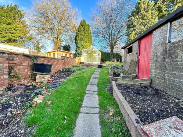 3 Bedroom House - High Wycombe