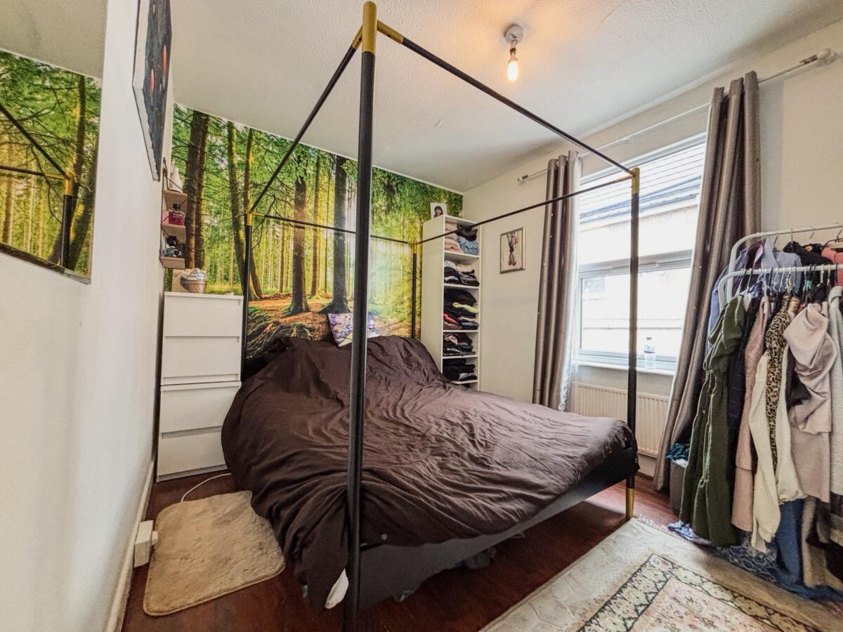 3/4 Bedroom House  - High Wycombe