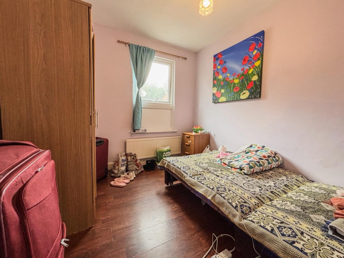3/4 Bedroom House  - High Wycombe