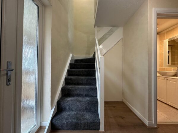 Furnished 4 Bedroom House  - High Wycombe