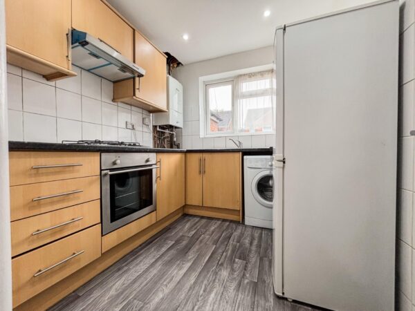 2 Bedroom Flat  - High Wycombe