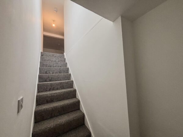 2 Bedroom Flat  - High Wycombe