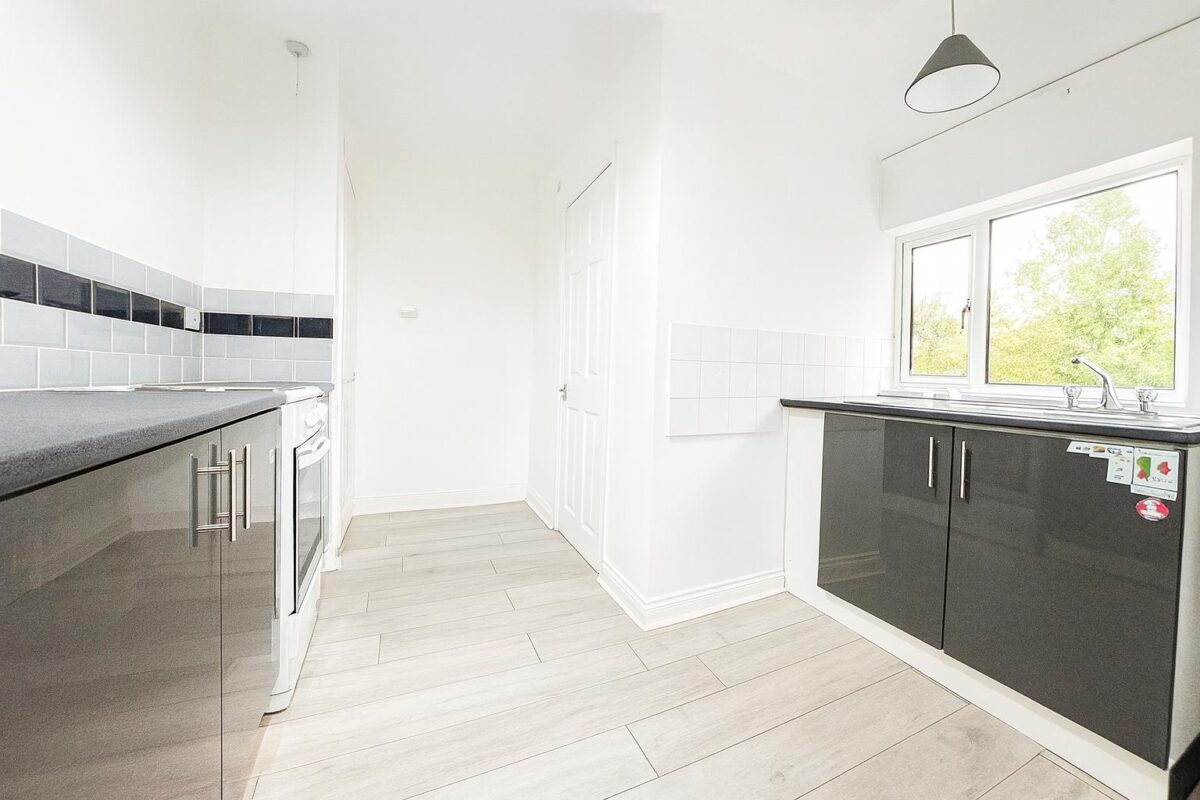 1 Bedroom Flat  - High Wycombe
