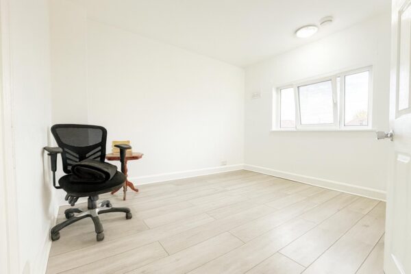 1 Bedroom Flat  - High Wycombe