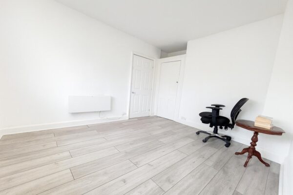 1 Bedroom Flat  - High Wycombe