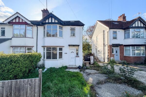 5 Bedroom House  - High Wycombe