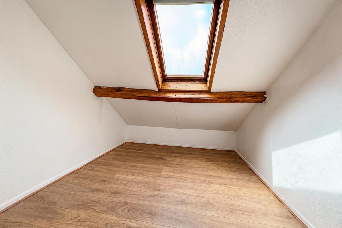 5 Bedroom House  - High Wycombe