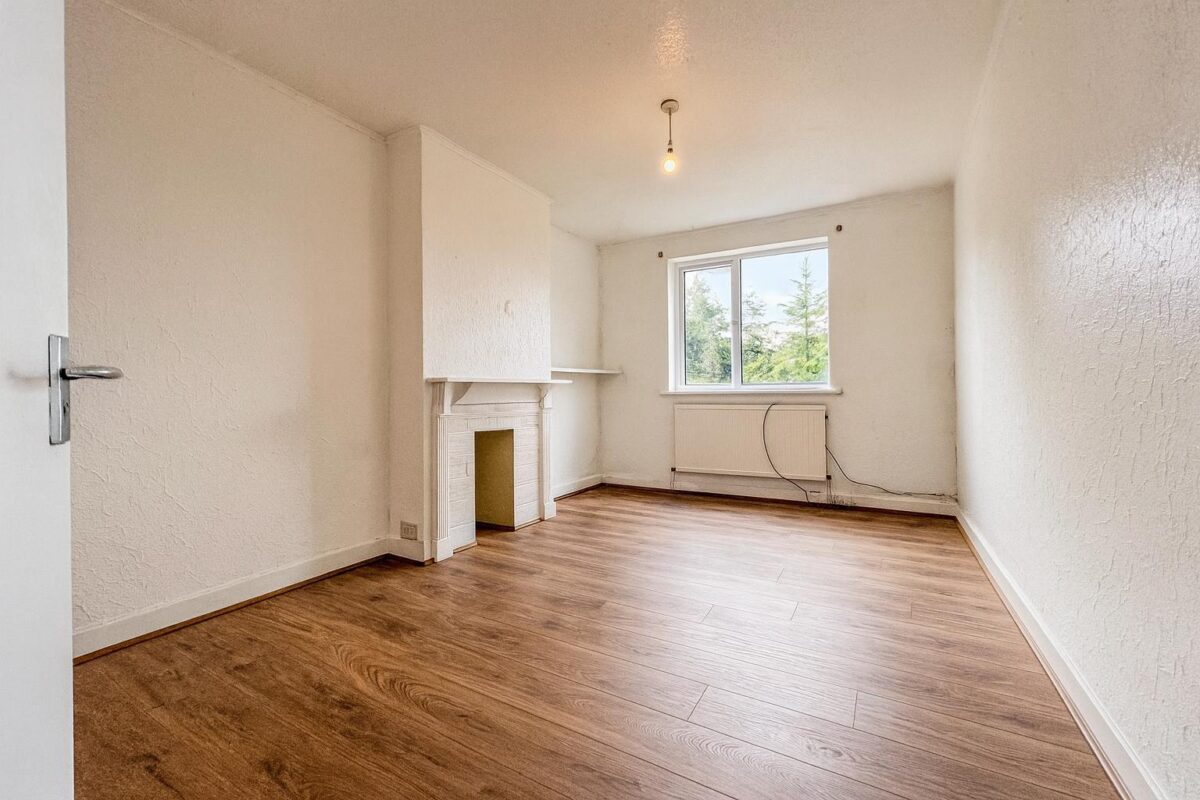 5 Bedroom House  - High Wycombe
