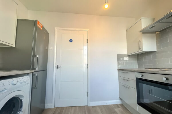Large Furnished Room  - High Wycombe