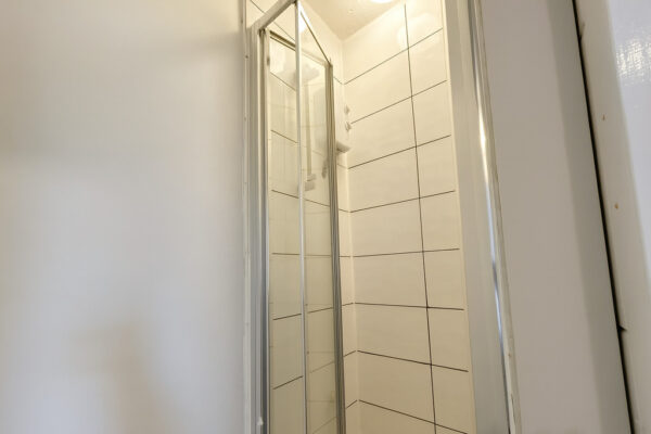 Large Furnished Room  - High Wycombe
