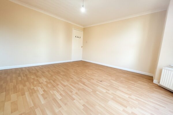 2 Bedroom Flat  - High Wycombe