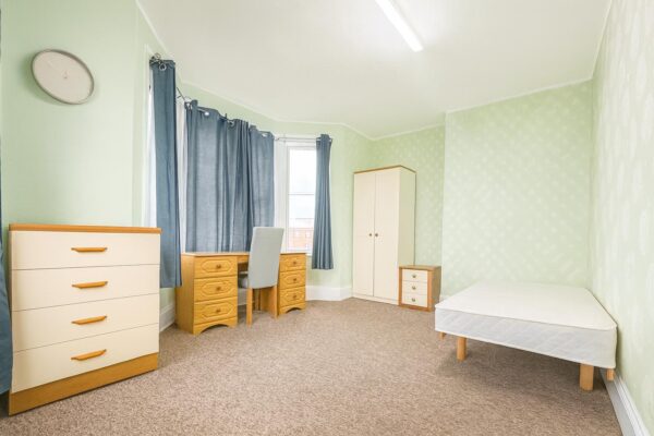 En-Suite Room - High Wycombe