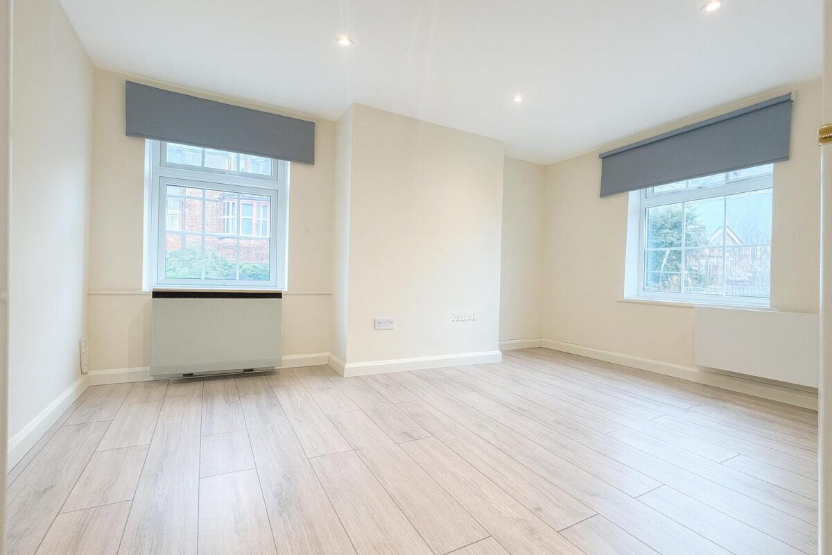 1 Bedroom Flat  - High Wycombe