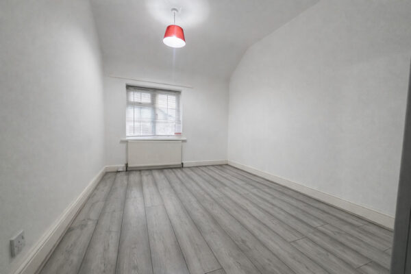 3 Bedroom House  - High Wycombe