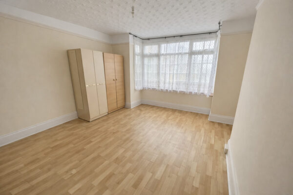1/2 Bedroom Flat  - High Wycombe
