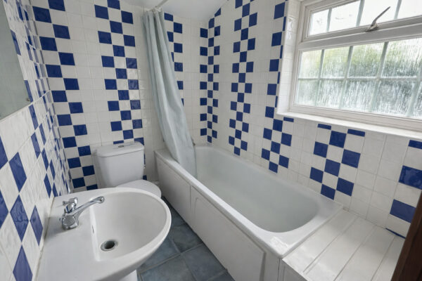 1/2 Bedroom Flat  - High Wycombe