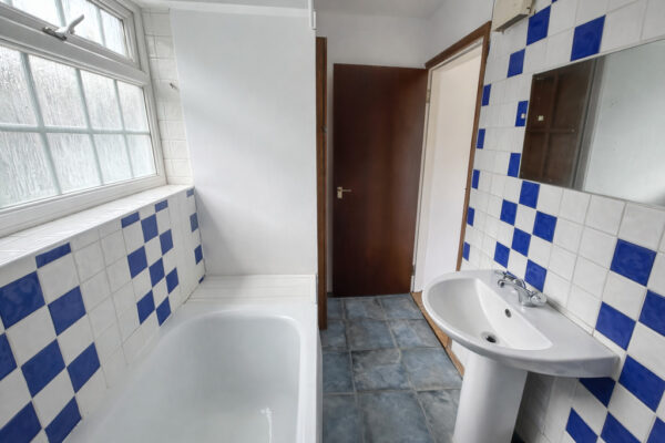 1/2 Bedroom Flat  - High Wycombe