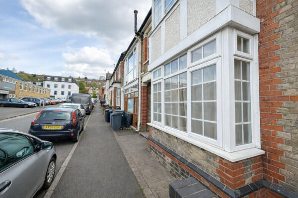 1/2 Bedroom Flat  - High Wycombe