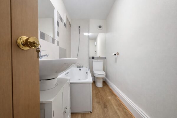 En-Suite Room  - High Wycombe