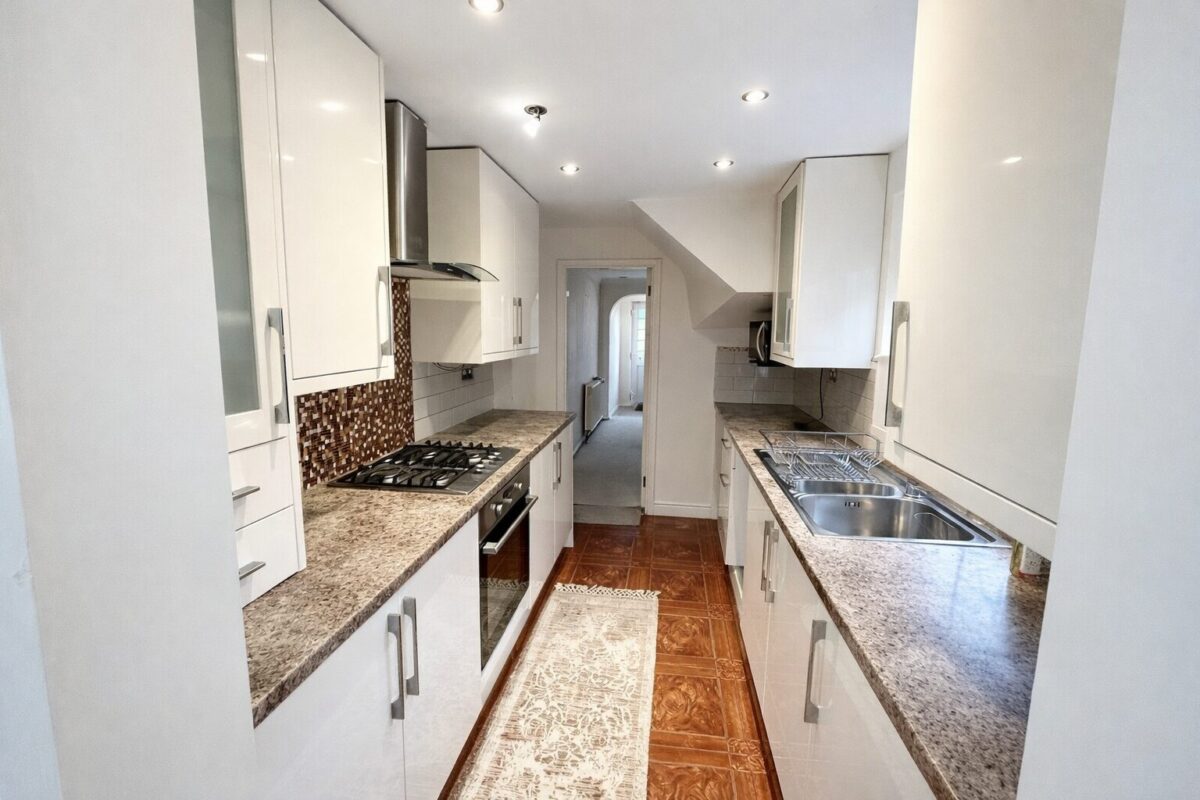4 Bed Semi-Detached, Walton Drive. High Wycombe, Buckinghamshire, HP13 6TS