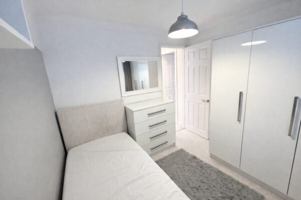 4 Bed Semi-Detached, Walton Drive. High Wycombe, Buckinghamshire, HP13 6TS