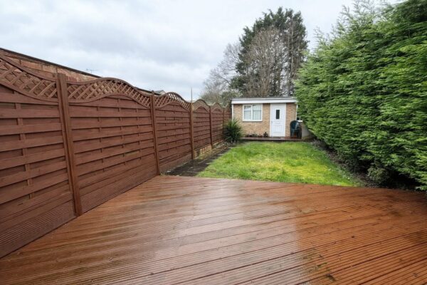 4 Bed Semi-Detached, Walton Drive. High Wycombe, Buckinghamshire, HP13 6TS